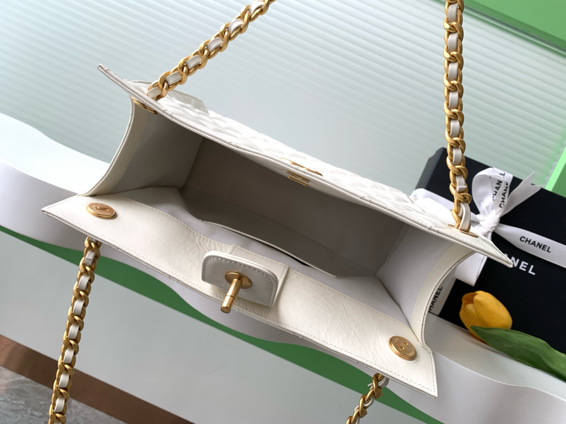 Chanel shopping bag hobo 26x31x13cm