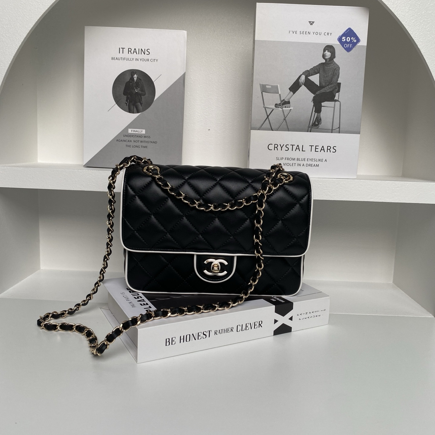 Chanel Flap Bag AS5150 16.5 x 23.5 x 6.5cm