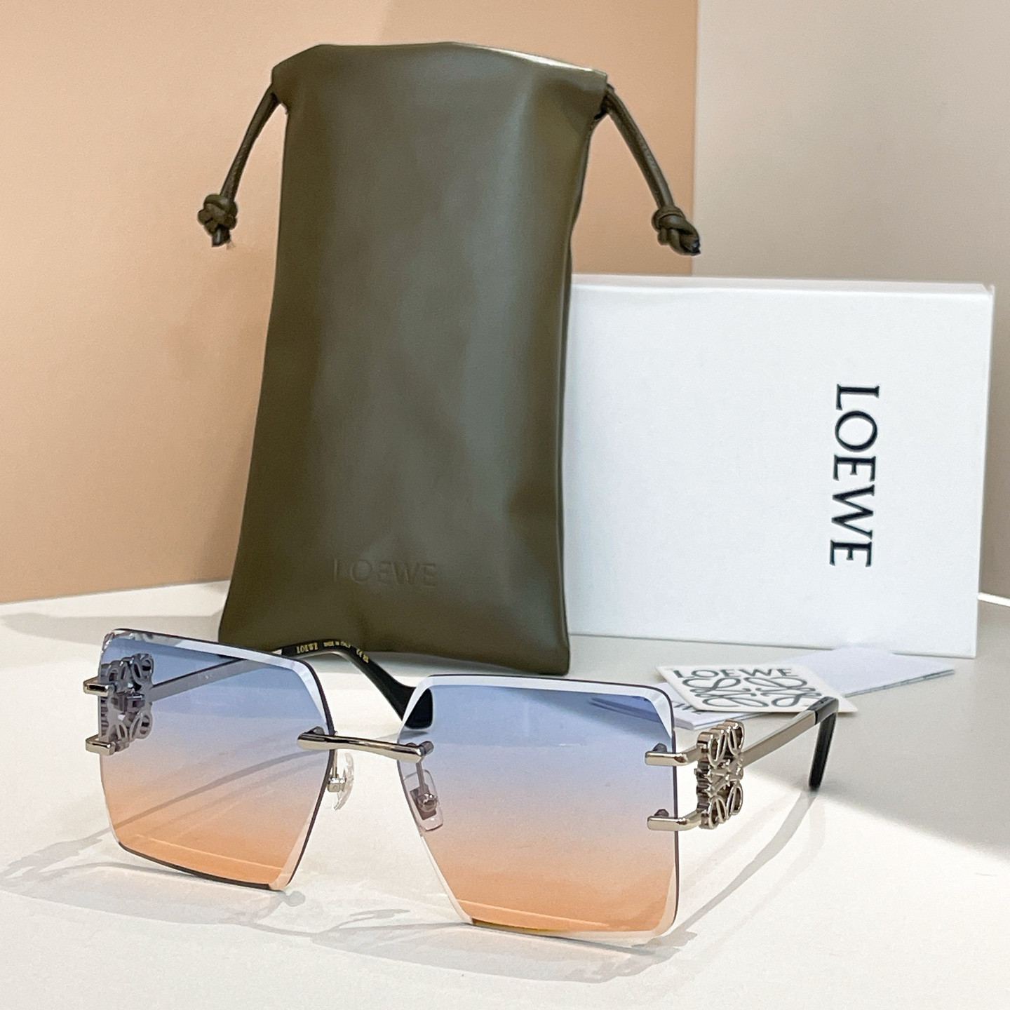 Loewe Glasses HW2057 141-0-142