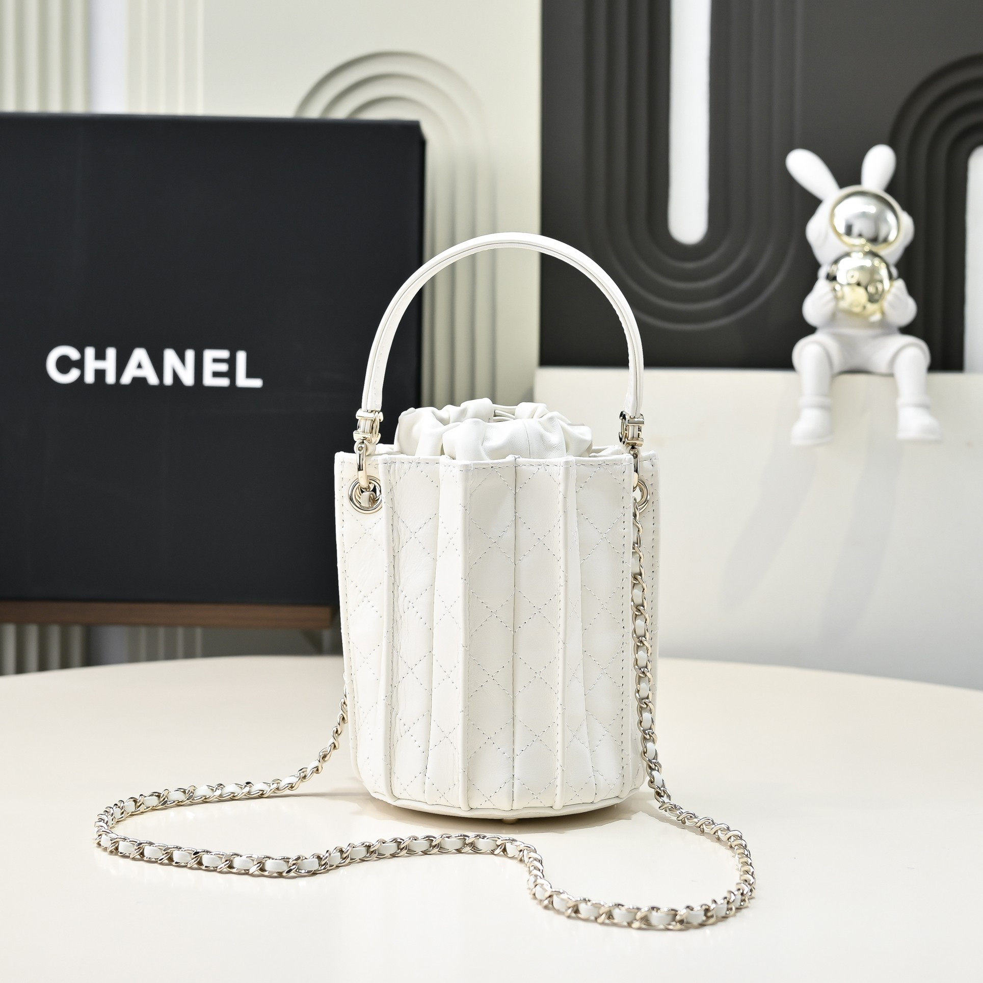 Chanel Mini Bucket Bag AS5486 15.2x14x14cm