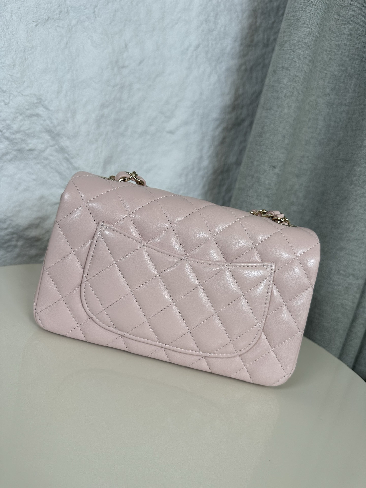 Chanel Mini Flap Bag 20x12x6cm