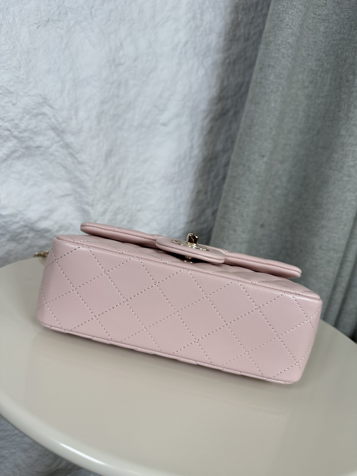 Chanel Mini Flap Bag 20x12x6cm