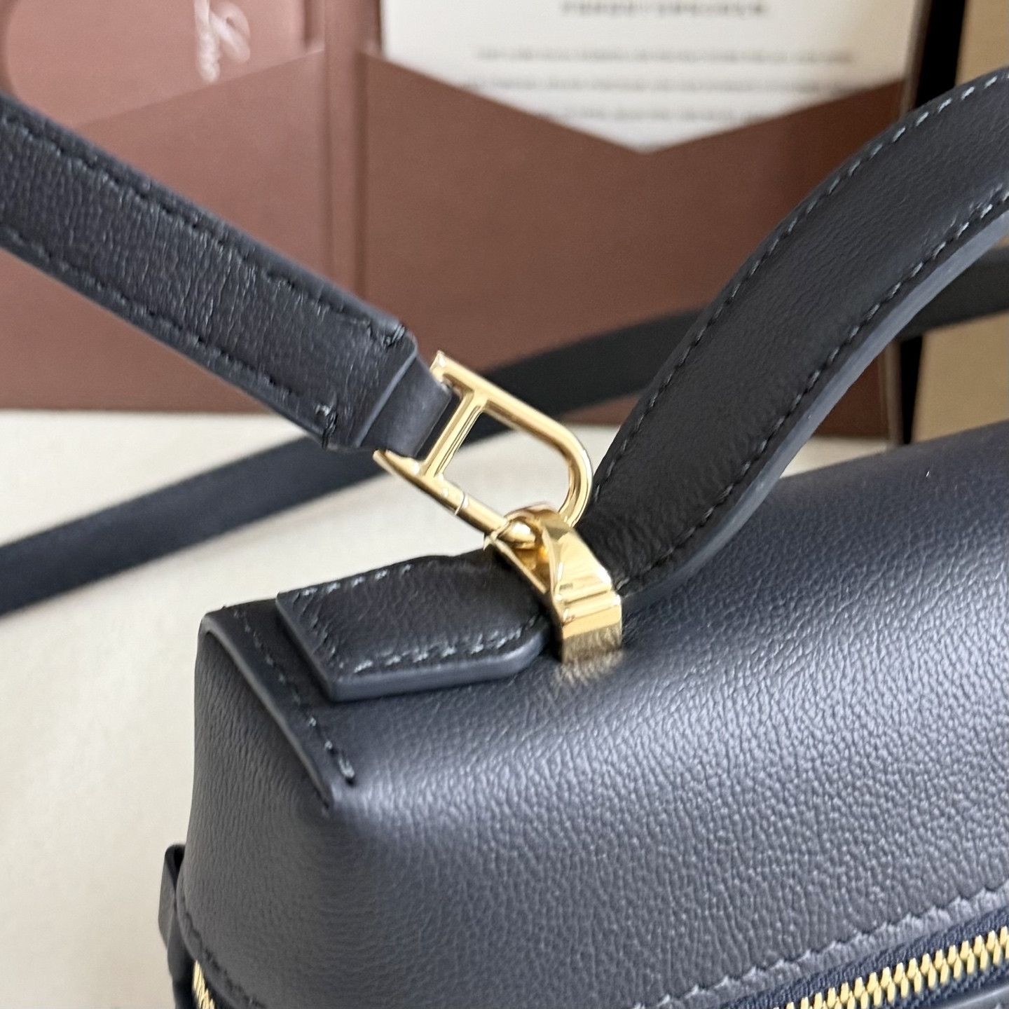 Loro Piana Extra Bag L23 23x12x7cm