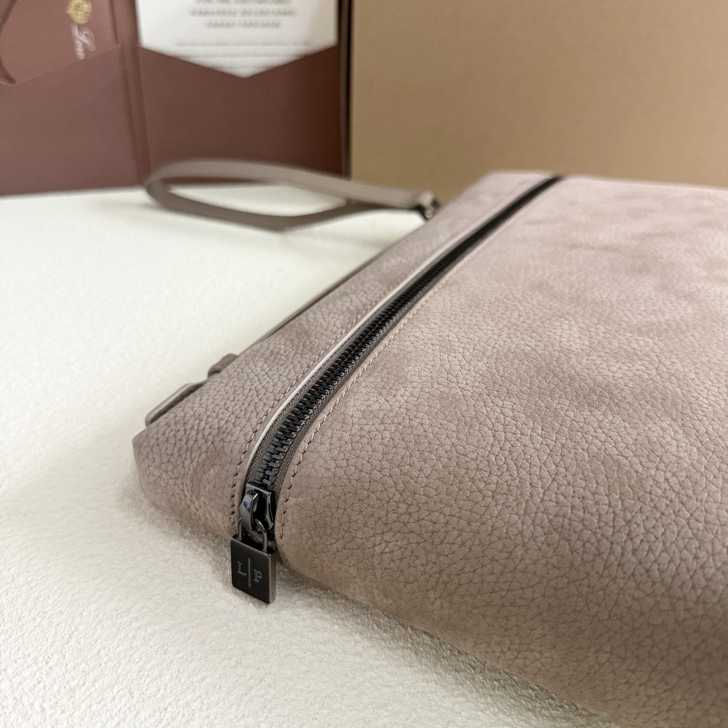 Loro Piana Extra pouch L29 29x18x5cm